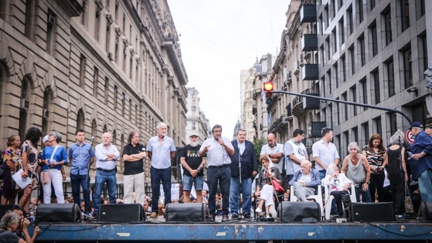 Gremios K marcharon en apoyo al juicio político a la Corte Suprema