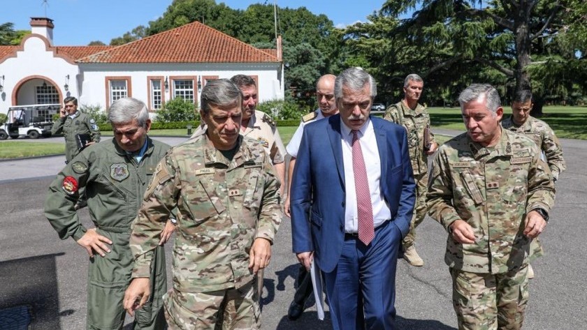 Fernández enviará al Ejército a Rosario tras la escalada de violencia narco