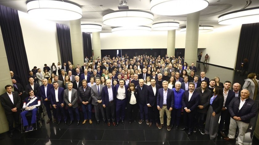 Bullrich adelantó que se opondrá al ingreso de Argentina al BRICS y prometió prohibir los cepos