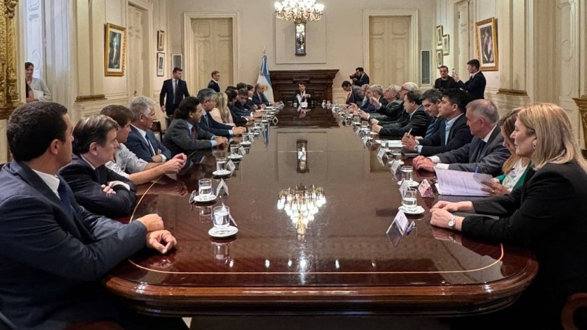 El Gobierno pidió a los gobernadores reponer Ganancias y cambiar la fórmula jubilatoria