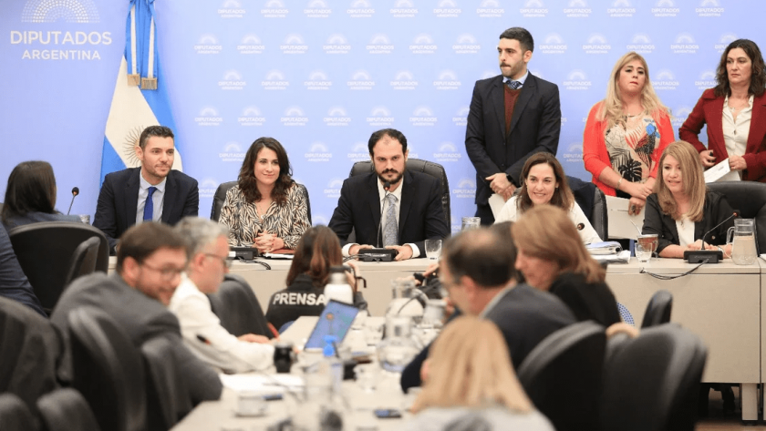 El paquete fiscal del Gobierno logró dictamen y se votará en conjunto con la Ley Bases