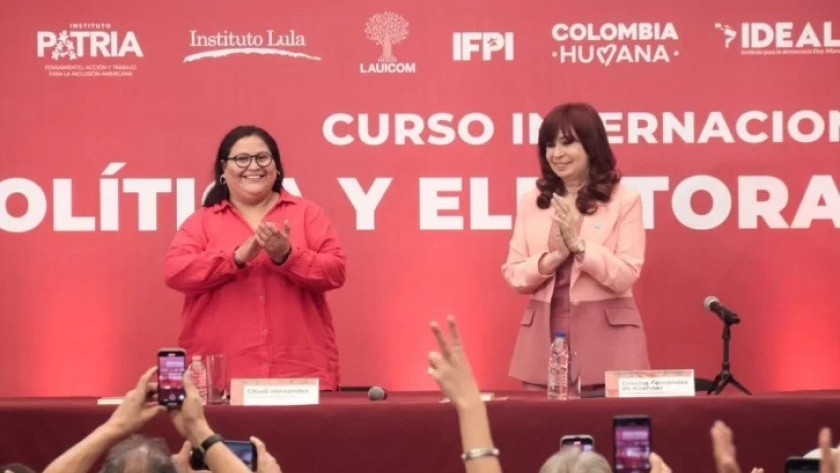 Cristina Kirchner le pidió el gobierno de Nicolás Maduro que “publique las actas”