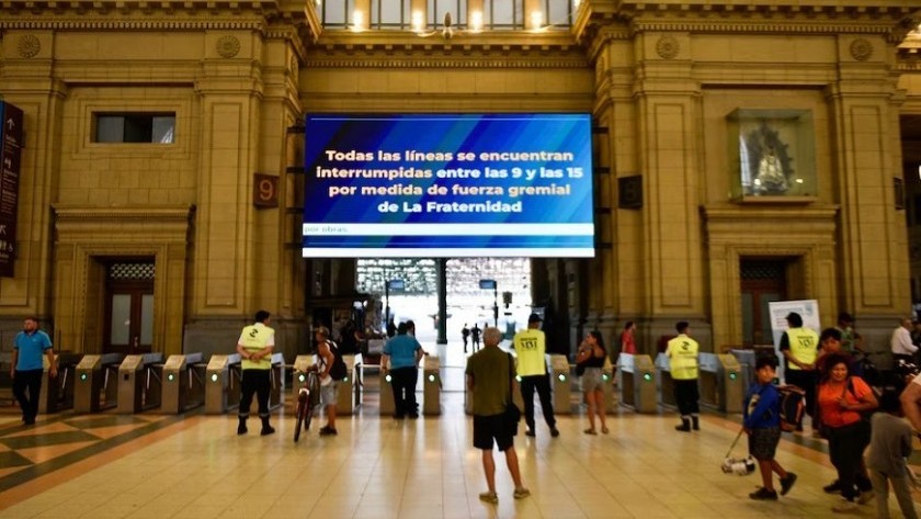 En pleno paro de trenes, La Fraternidad anunció otro para el 1 de marzo