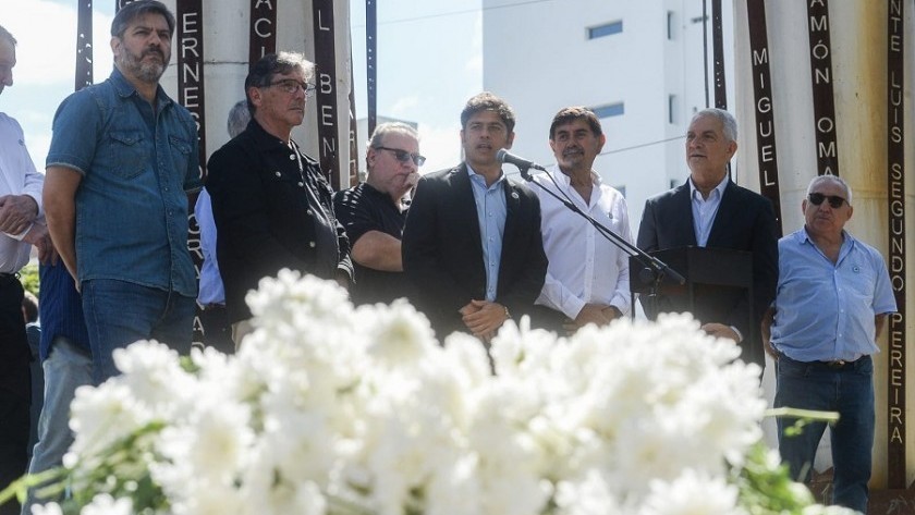 Alak y Kicillof encabezaron el acto de conmemoración de los 43 años de la guerra de Malvinas