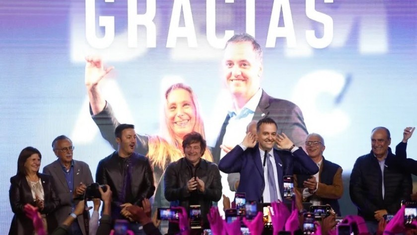 Elecciones Caba 2025: Manuel Adorni se impuso a Leandro Santoro segundo y al PRO