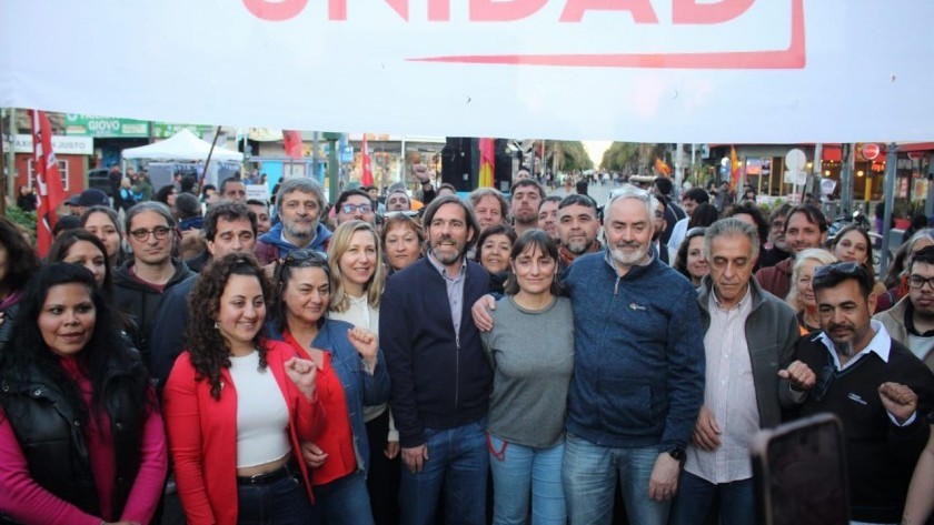 FIT: Del Caño y Del Pla cerraron su campaña bonaerense en San Justo